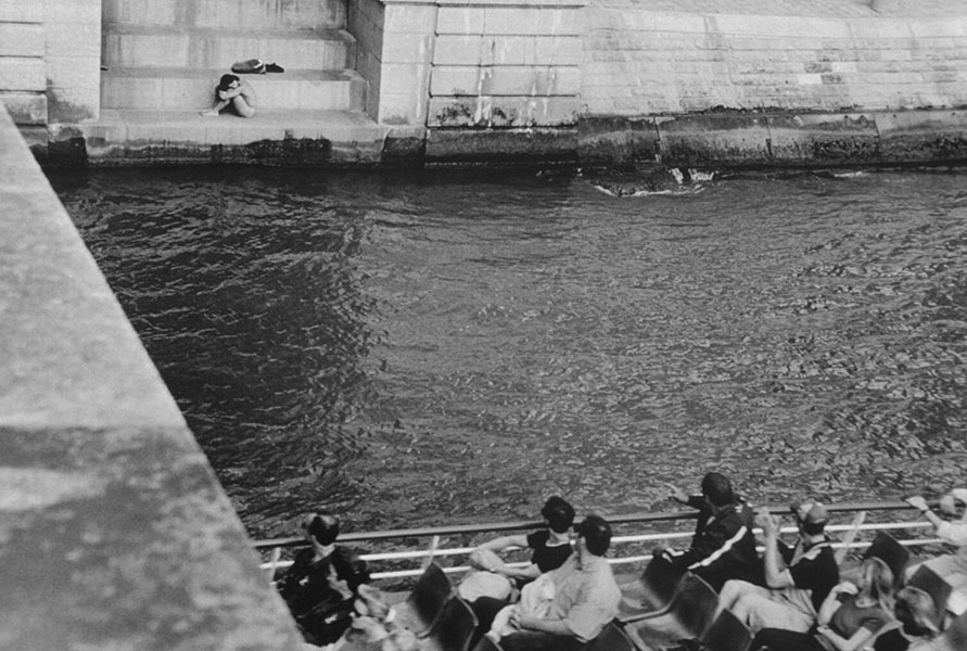 Naked Guy on the Seine - Jane Krensky Photography